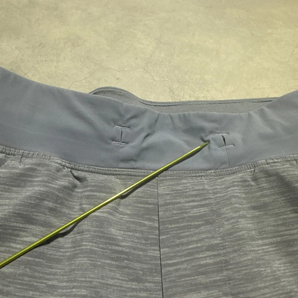 Lululemon Shorts Mens Small Gray Heather Pool Missing Drawstring Trunks